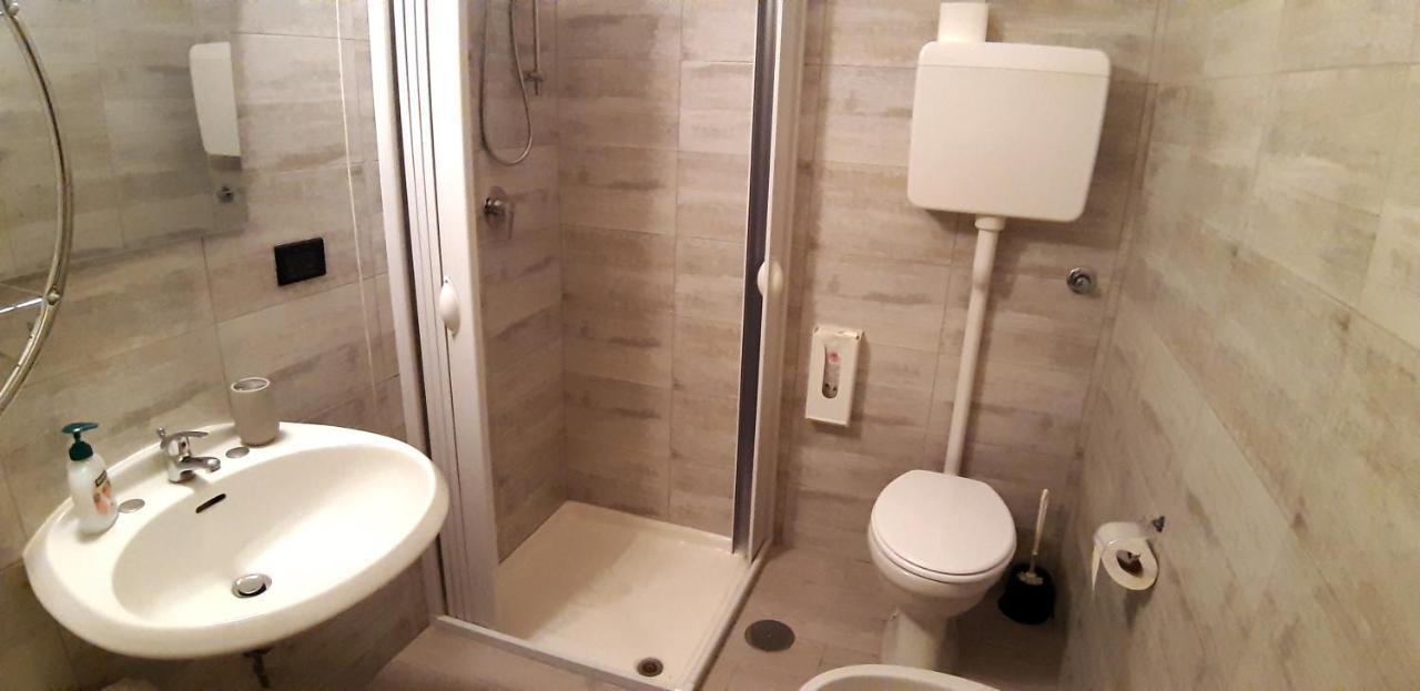 Hotel Provenza Вентимиля Екстериор снимка
